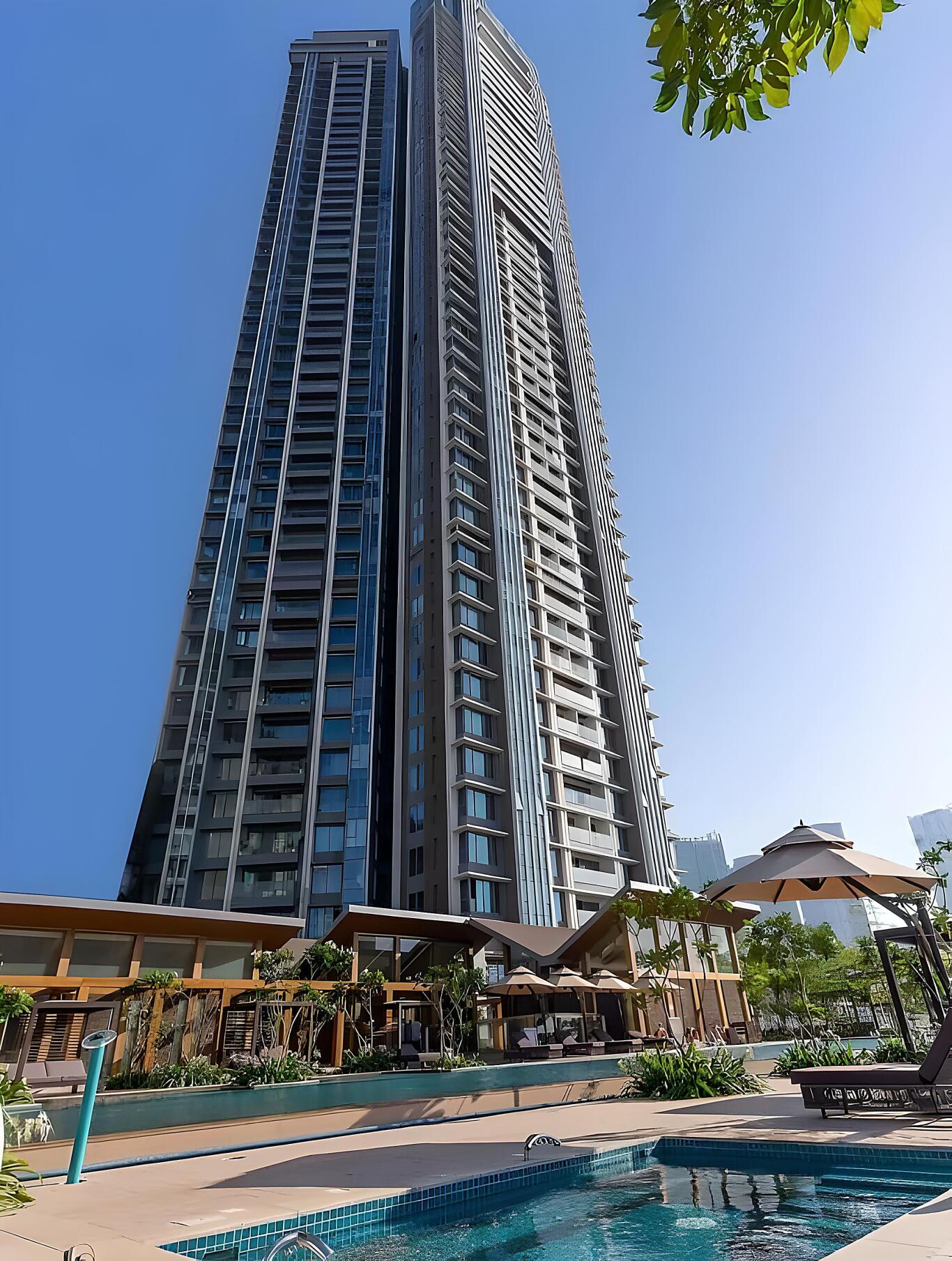 25 Downtown